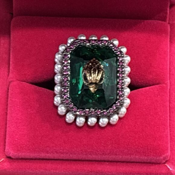 Kurt Geiger Eagle Head Cocktail Ring Green Crystal Statement Silver Tone Size 9 - Picture 3 of 14